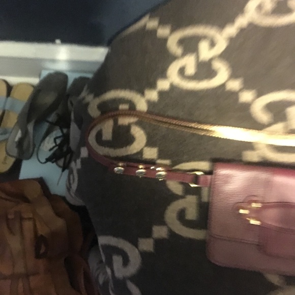 Bags - Picture 2 of 4